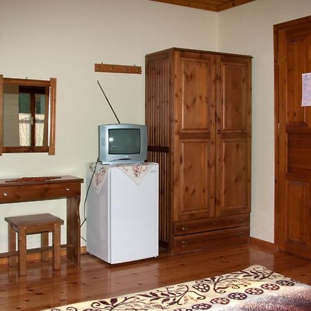 To Petrino Guesthouse อายิโอส แยร์มาโนส ภายนอก รูปภาพ