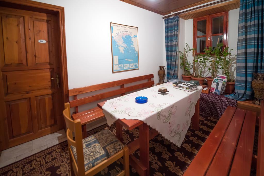 To Petrino Guesthouse อายิโอส แยร์มาโนส ภายนอก รูปภาพ